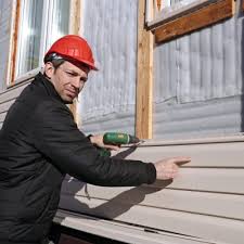 How To Choose The Right Materials for Your Siding Installation in 'Rich Hill, MO